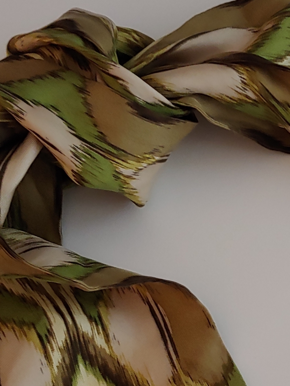 Olive Green Patterned Women's Scarf - Picture 4 of 4